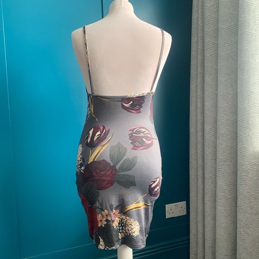 Floral print mini dress. Size S