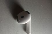 Apple 4th gen right eirbud