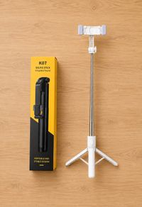 New 170cm white Bluetooth Selfie Stick Tripod with 2 LED Lights and Remote iPhone and Android