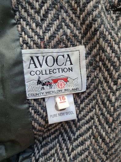 Women's Avoca vintage wool coat winter size 16 Made in Ireland grey