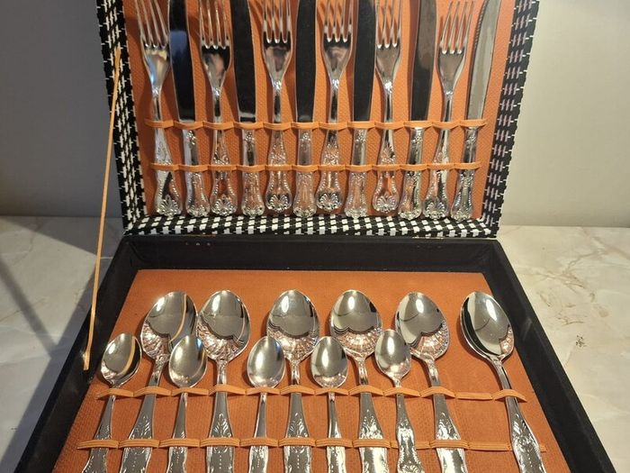 Vintage Italian Silver Plated Cutlery Set