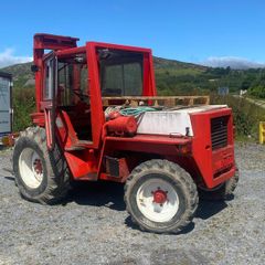 Rough terrain forklift