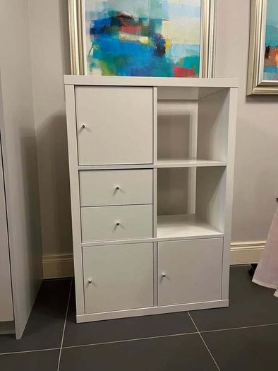 IKEA Kallax Shelving Unit 6 Shelves White with 4 Inserts