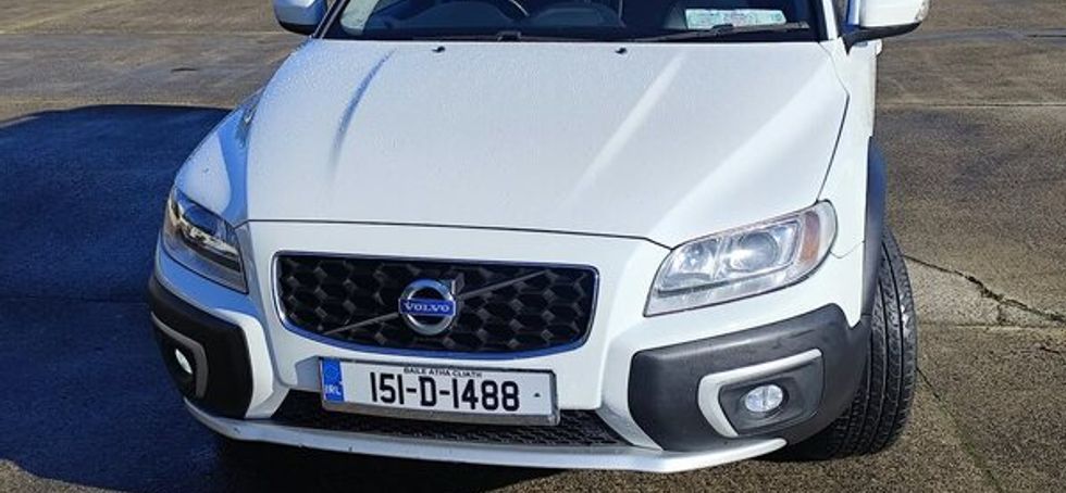 Volvo XC 70 2,4D   Automatic Transmission