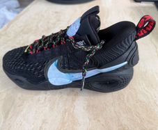 Nike Cosmic Unity