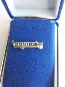 brooch