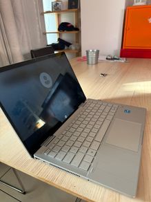 Laptop