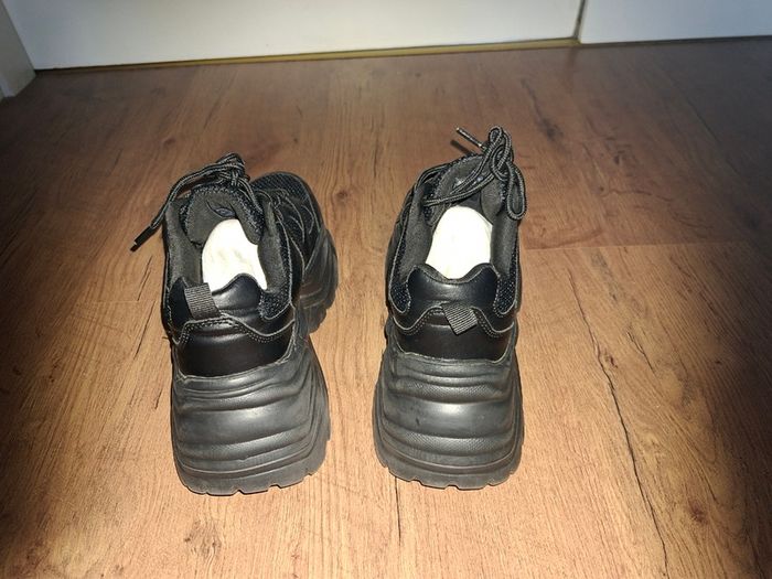 Brand NEW Even&Odd chunky trainers size 3