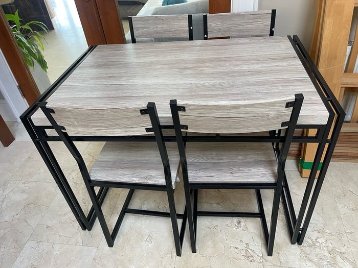 Good Sturdy 3.5Ft Kitchen Dining Table & 4 x Chairs Set - Can Deliver