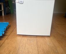 Small Norko Counter top Freezer