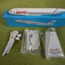 Leisure International Airways 1:200 scale model airplane, Airbus A320 aircraft, NEW Image 2