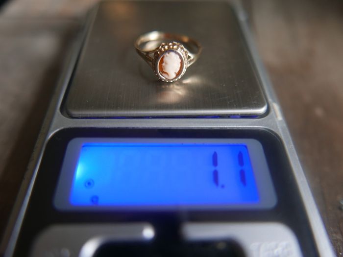 Vintage 9c Yellow Gold 375 Framed Cameo Ring 1,1g