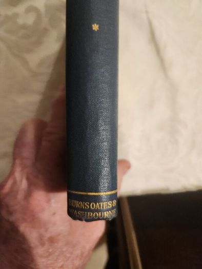 5 X Rare Imbossed Maynooth Collegium  Books. All 1920s  Hardback In Good Condition.  See Photos For Condition.