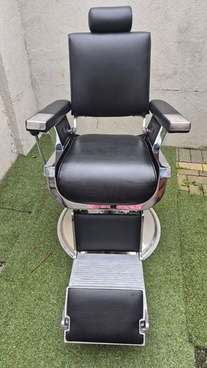 Barber chair