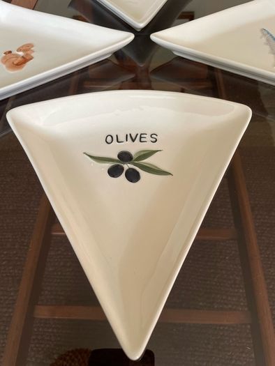 Discontinued Sainsbury Retro Look Pizza Slice Ceramic Plates