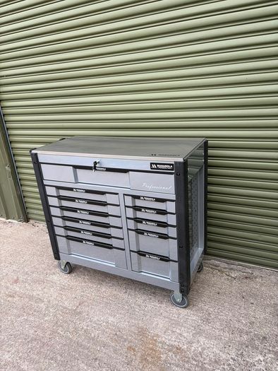 Manarola 12 Drawer Tool Box Fully Loaded With Tools