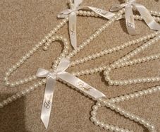 5 Team Bride hangers