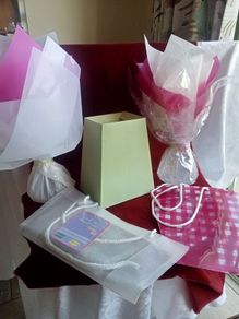Flower arrangement bundle