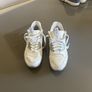 Size 10/10.5 uk trainers Image 6