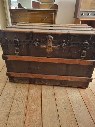 Chest Trunk