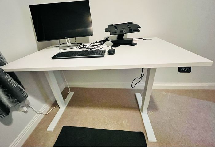 Electric Height Adjustable Desk