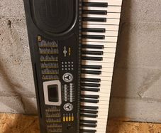 Gear4music MK-2000 61-key Portable Keyboard Complete Pack