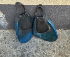Swimming fins