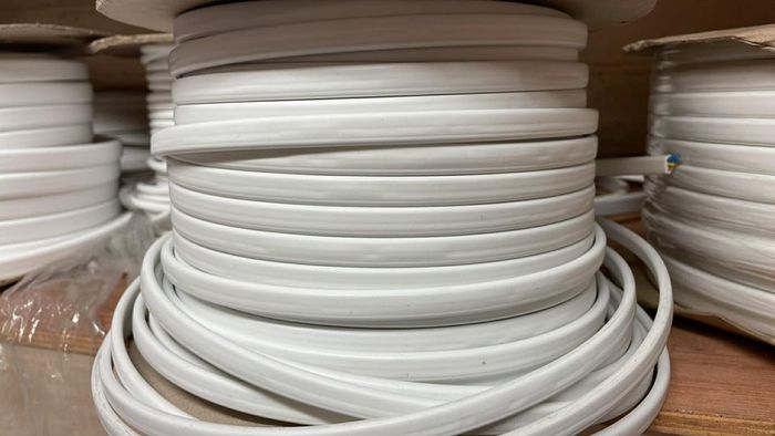 1.5 mm Twin and Earth Cable LSF per Meter