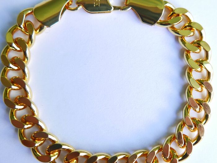 Men's  Bracelet 18K Yellow Gold Plated Flat Cuban Link Chain Bracelet length 8"