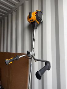 Stiga BC750 B Petrol Grass Trimmer / Brushcutter