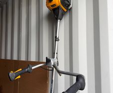 Stiga BC750 B Petrol Grass Trimmer / Brushcutter