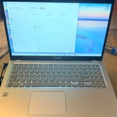 Laptop i7 10 generation mint condition