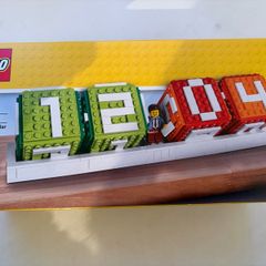 Lego brick calendar 40172