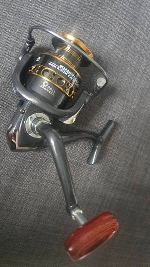 Fishing reel