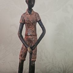 wroth iron woman golfer