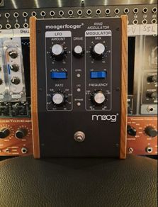 Moog Moogerfooger MF 102 Ring Modulator