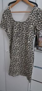 dress says 16 more 12 to 14