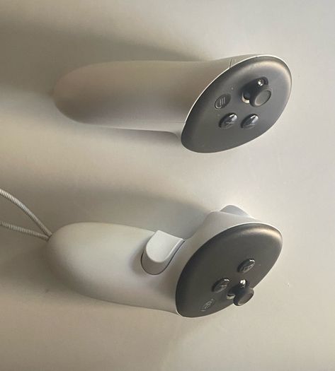 Meta quest 3s and charging head strap