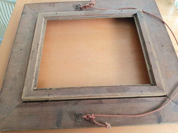 Antique gilt picture frame