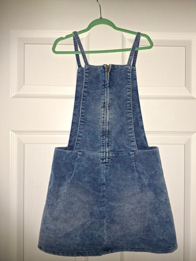 Bundle of denim dungarees, 8-9 yo