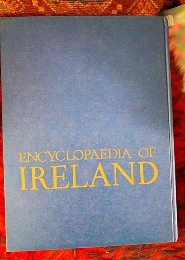 Encyclopaedia of Ireland / Figgis / 1st ed., / 1968