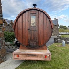 Premium mobile Barrel Sauna on trailer
