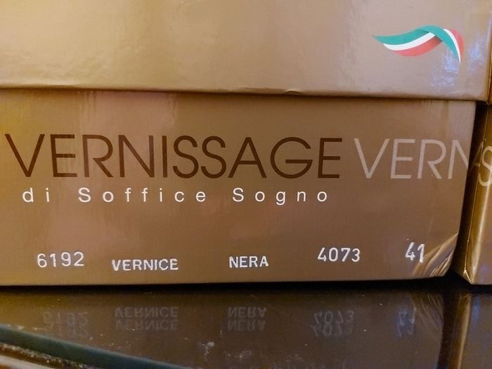 Soffice Sogno Vernice Nera Women's dressy shiny real Italian leather formal court shoes size 5.5 UK SALE