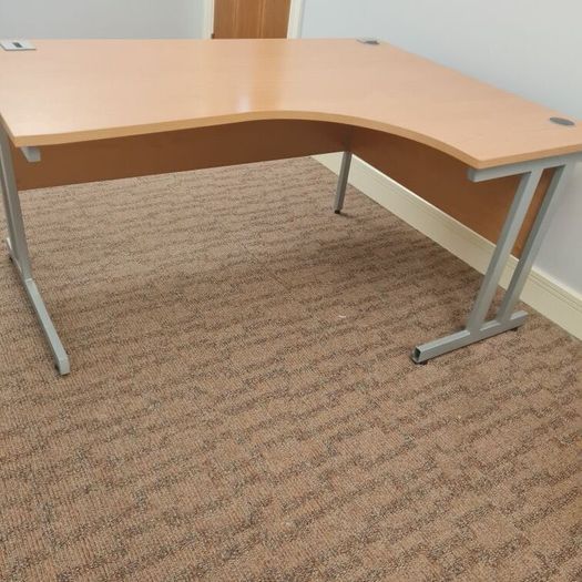 beech managers corner office desk