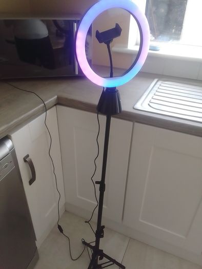 Ring light