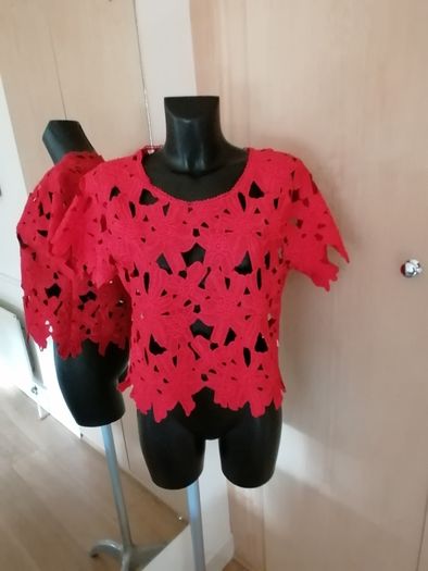 Women's Top Red Lace Nwot Size 14 Reduced