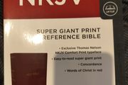 Holy Bible NKJV Super Giant Print Reference Thomas Nelson on3n3ss