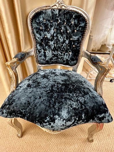 MUST GO! Vintage Style Throne, Chairs (big&small), Mirrors & Flower Arch - QUICK SALE!
