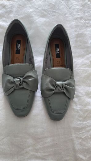 Shoes flats