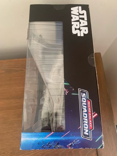 Star wars Millennium Falcon micro galaxy squadron